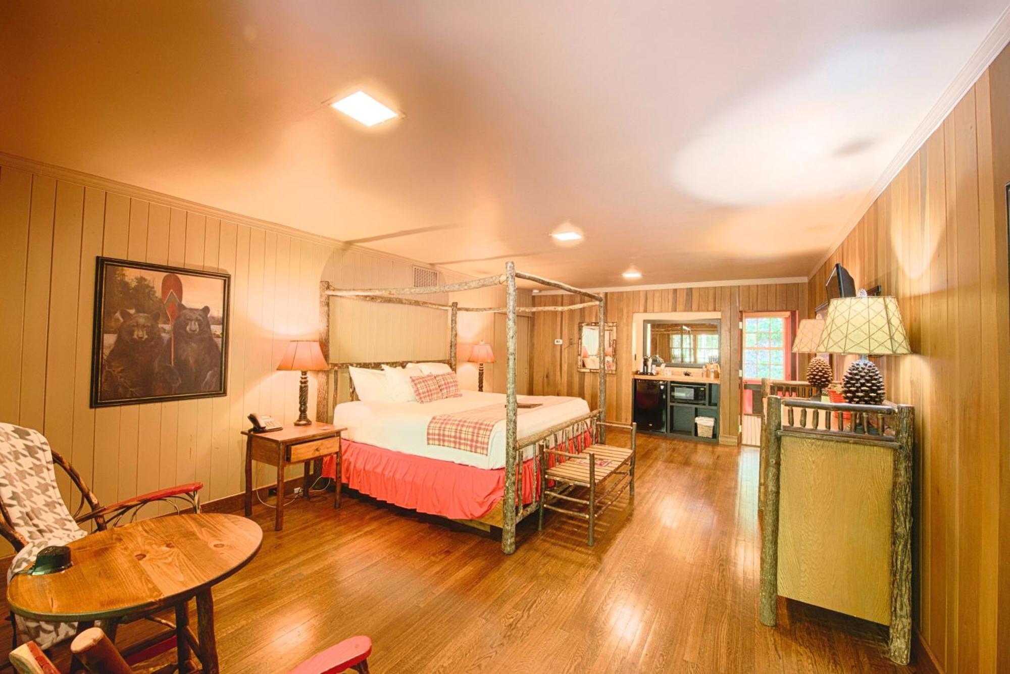 Historic Tapoco Lodge Resort 외부 사진