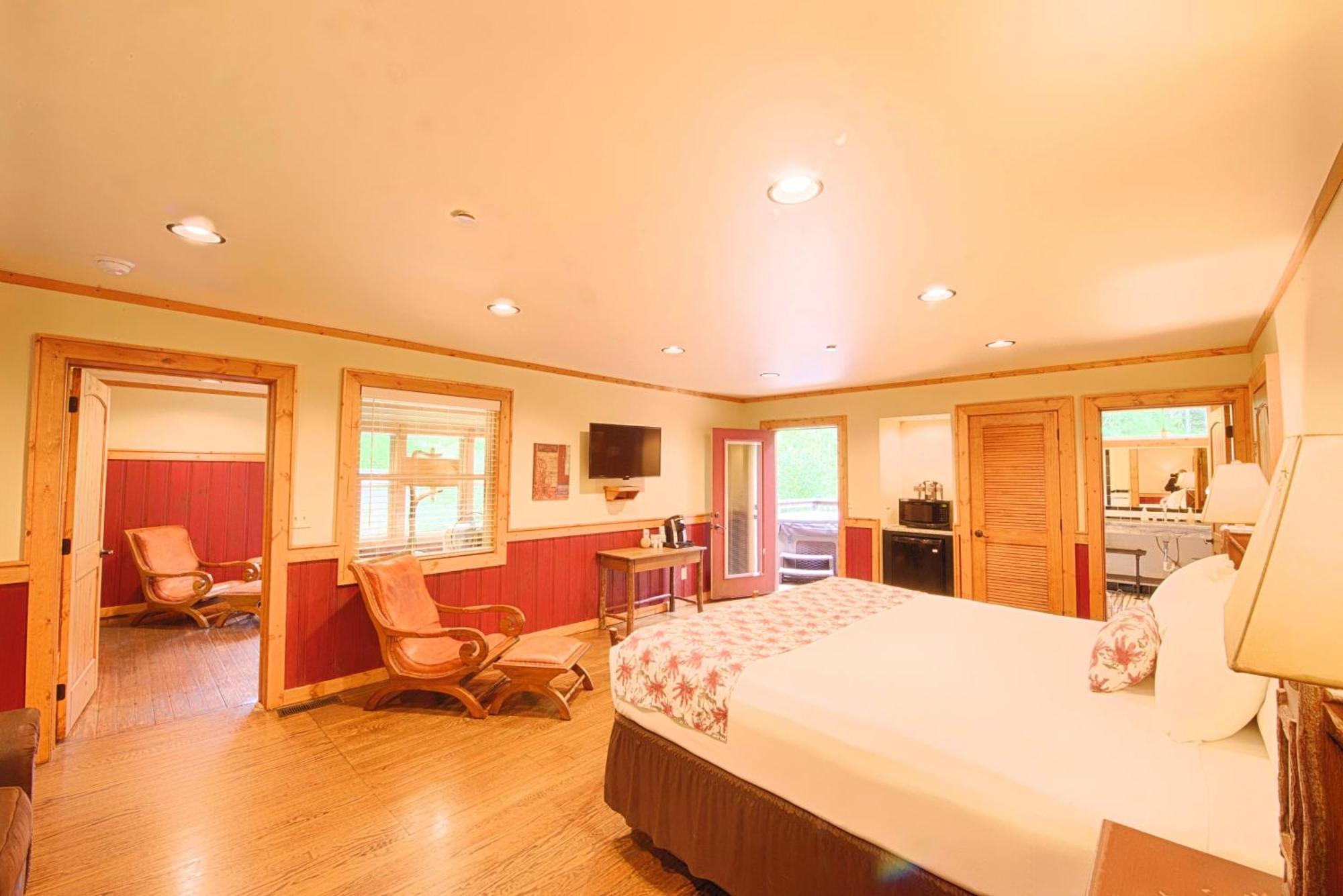 Historic Tapoco Lodge Resort 외부 사진