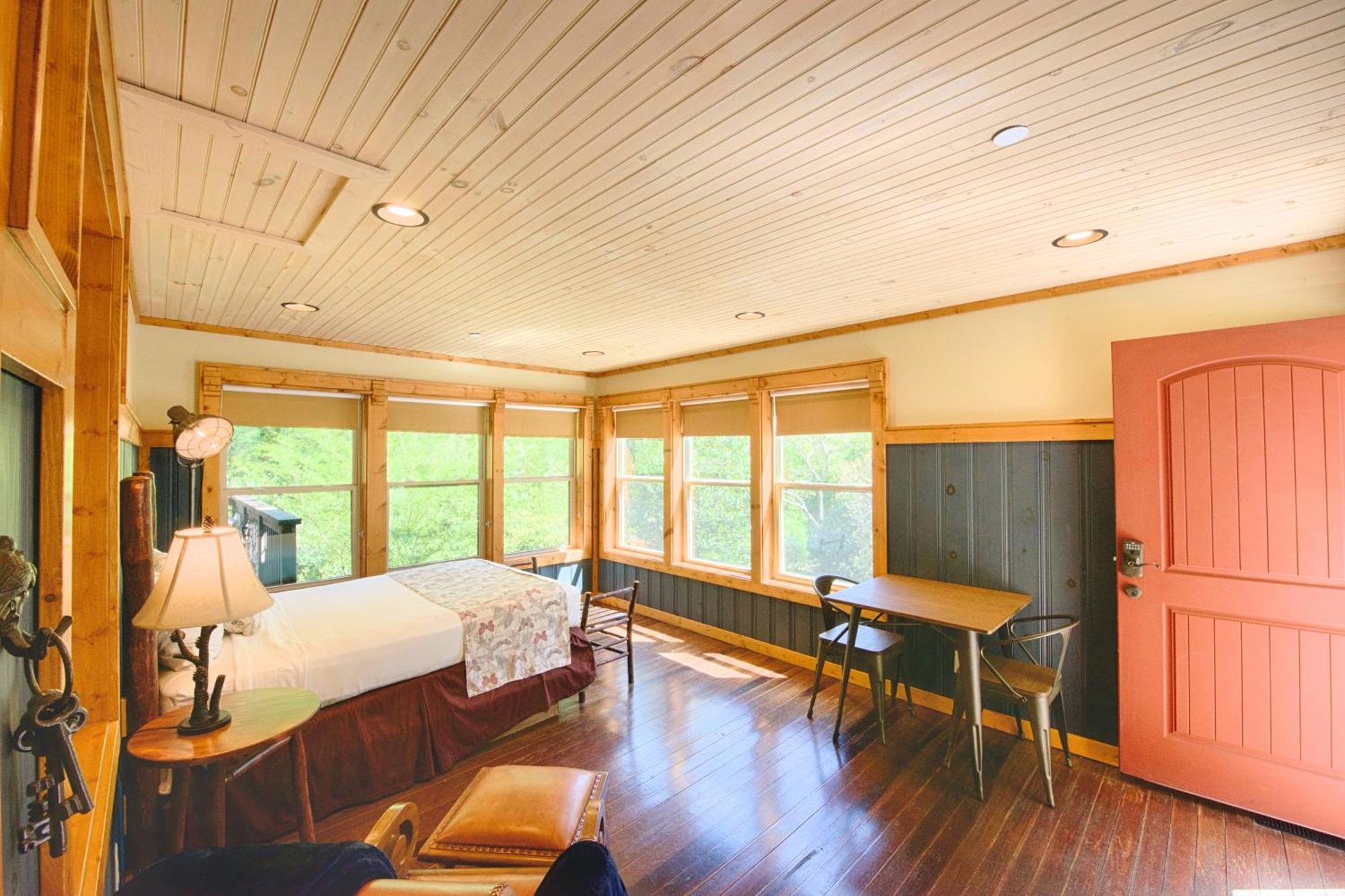 Historic Tapoco Lodge Resort 외부 사진