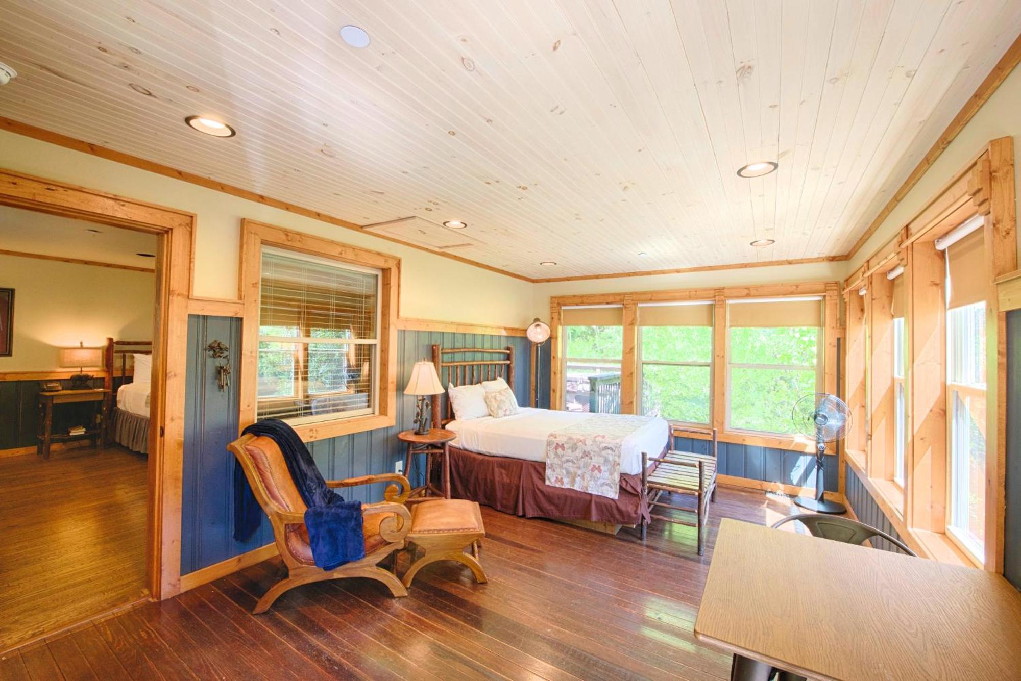 Historic Tapoco Lodge Resort 외부 사진