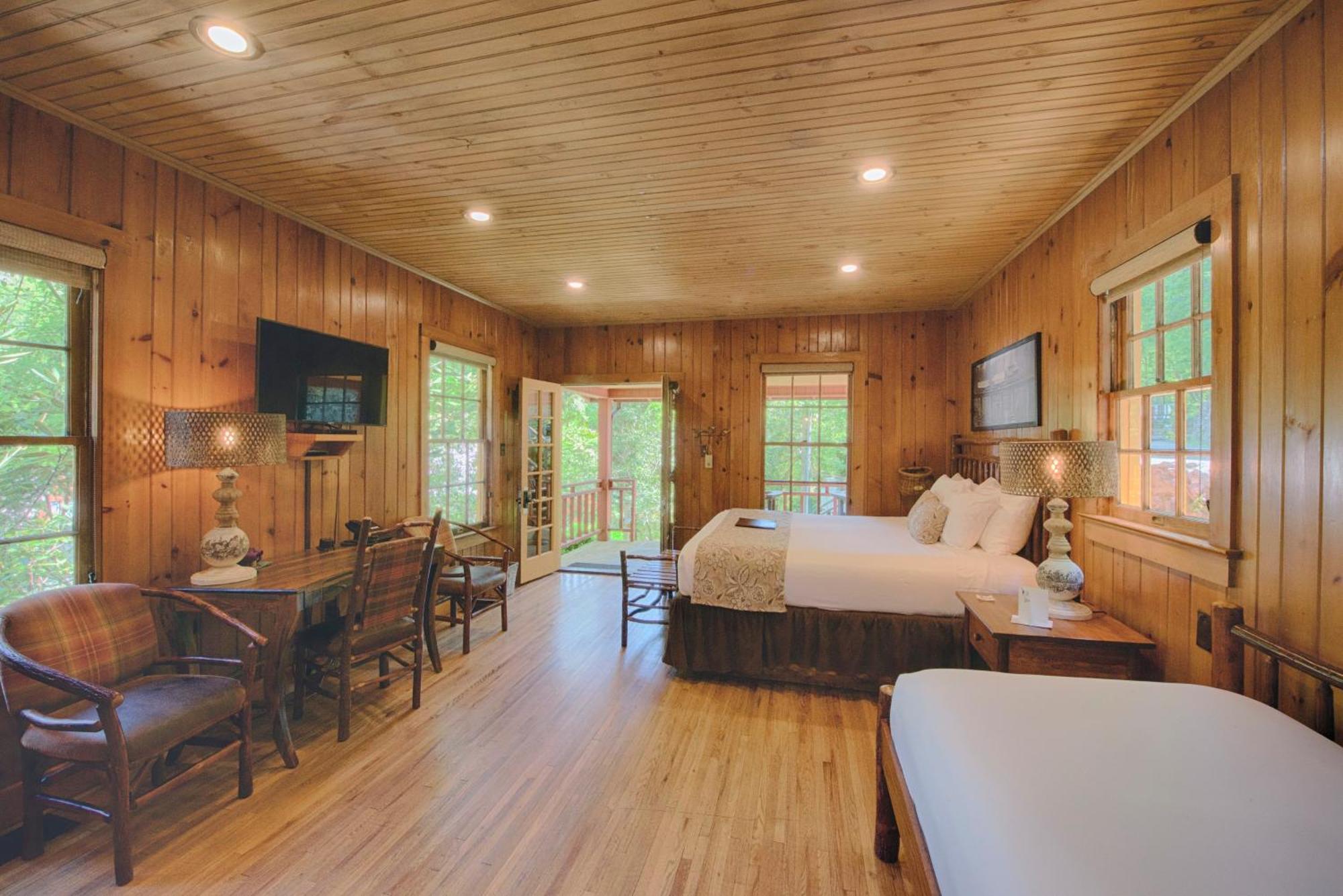 Historic Tapoco Lodge Resort 외부 사진